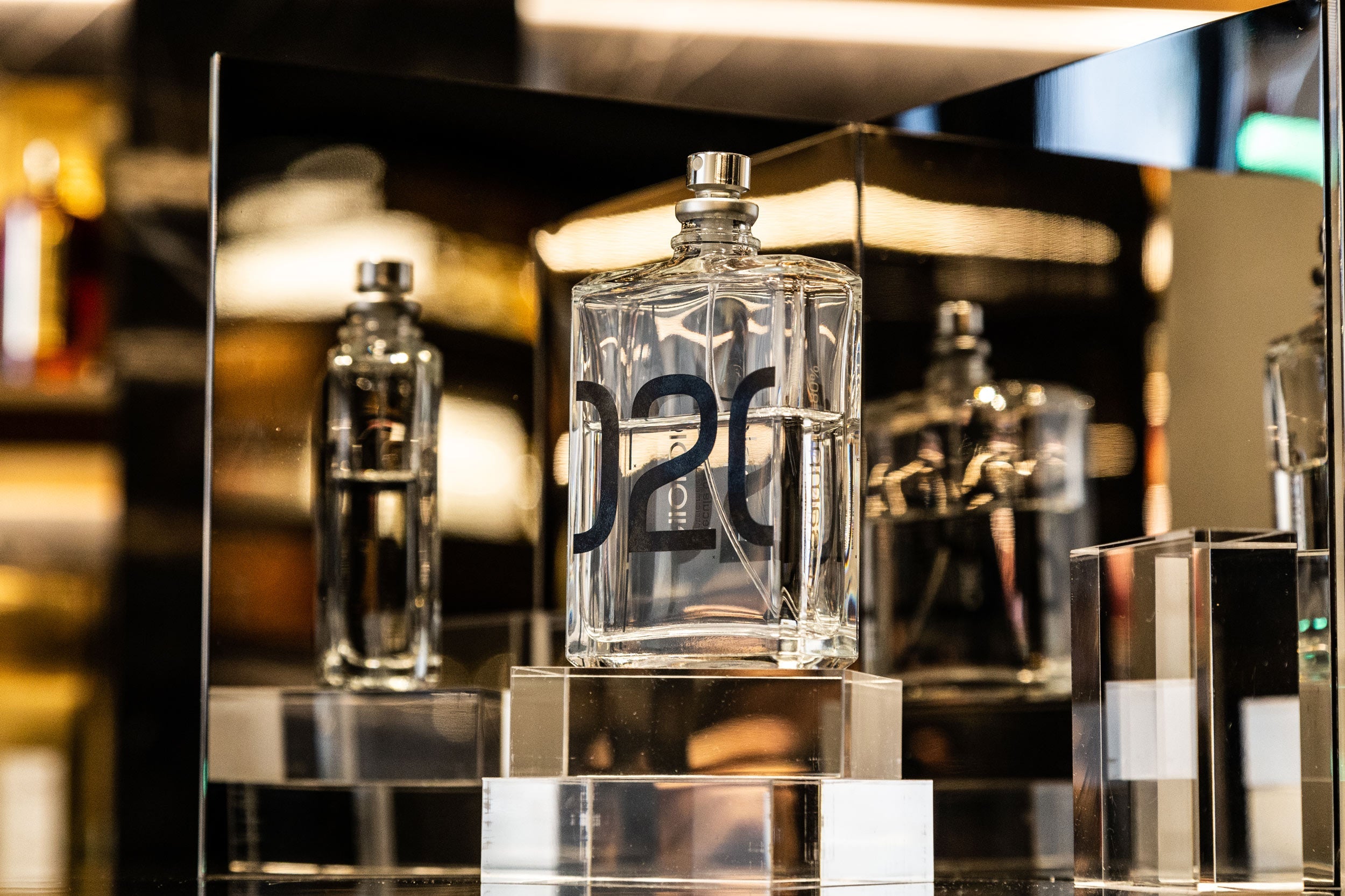 Scopri i profumi molecolari, l'innovazione della profumeria