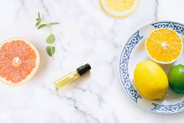 5 profumi di nicchia spumeggianti, luminosi e seducenti perfetti per l’estate 2018